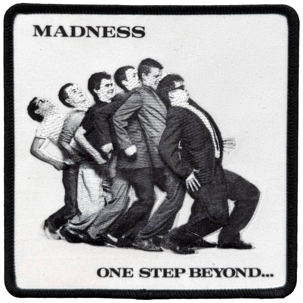 Madness - One Step Beyond Printed Patch in der Gruppe MERCHANDISE / Stoffaufnäher /  /  bei Bengans Skivbutik AB (5680991)