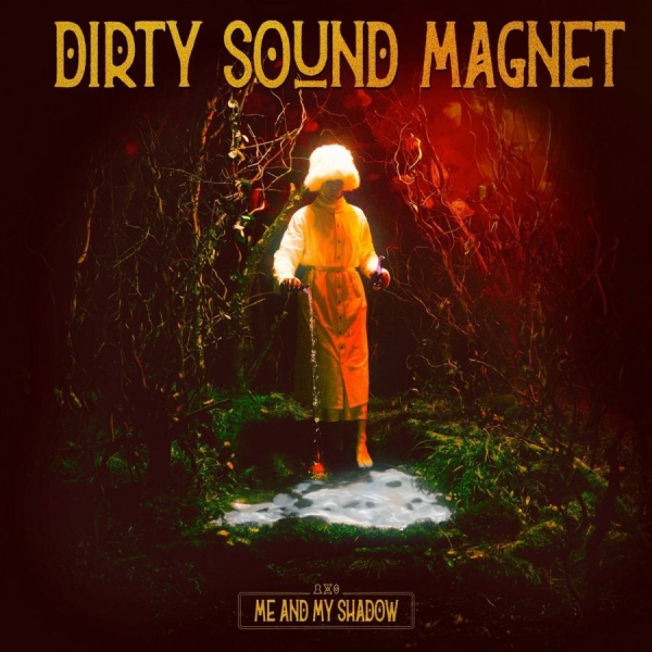 Dirty Sound Magnet - Me And My Shadow (Cloudy Red Vinyl in der Gruppe VINYL / Kommande / Pop-Rock bei Bengans Skivbutik AB (5682162)