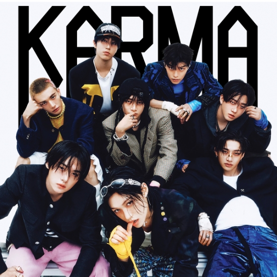 Stray Kids - Karma (30,5 X 30,5 Cm) in der Gruppe MERCHANDISE / Poster / K-Pop bei Bengans Skivbutik AB (5682635)