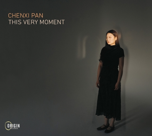 Chenxi Pan - This Very Moment in der Gruppe CD / Kommande / Jazz bei Bengans Skivbutik AB (5684516)