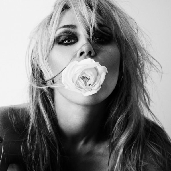 Miley Cyrus - Bass Persuades (Cd W Bonus Track) in der Gruppe CD / Kommande / Pop-Rock bei Bengans Skivbutik AB (5687036)