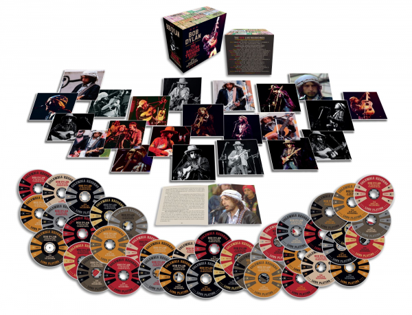 Bob Dylan - The Rolling Thunder Revue: The 1976 Live Recordings (39Cd Boxset) in der Gruppe CD / Kommande / Pop-Rock,World Music bei Bengans Skivbutik AB (5690663)