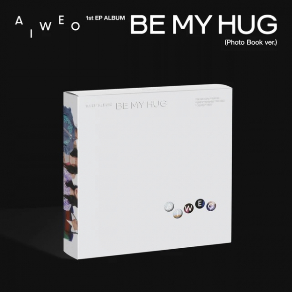 Aiweo - Be My Hug (Photo Book Ver.) in der Gruppe CD / Kommande / K-Pop bei Bengans Skivbutik AB (5690988)