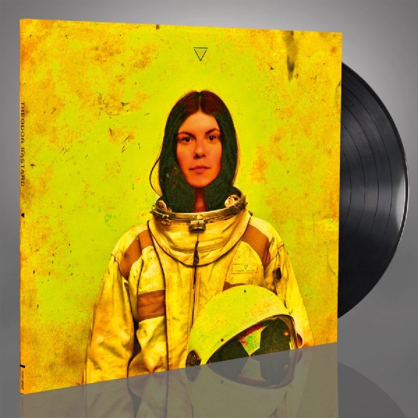 Theodor Bastard - V (Black Vinyl Lp) in der Gruppe VINYL / Kommande / Hårdrock bei Bengans Skivbutik AB (5692384)
