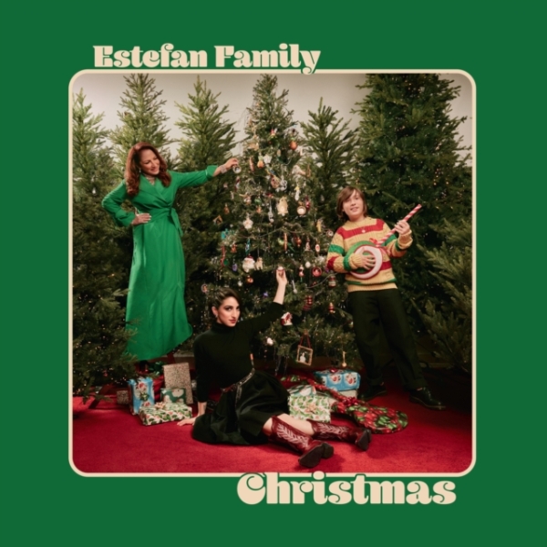 Gloria Estefan Emily Estefan & Sasha Estefan-Coppola - Estefan Family Christmas (2Lp/180G/Ruby Red Vinyl) in der Gruppe VINYL / Bestseller bei Bengans Skivbutik AB (5695153)