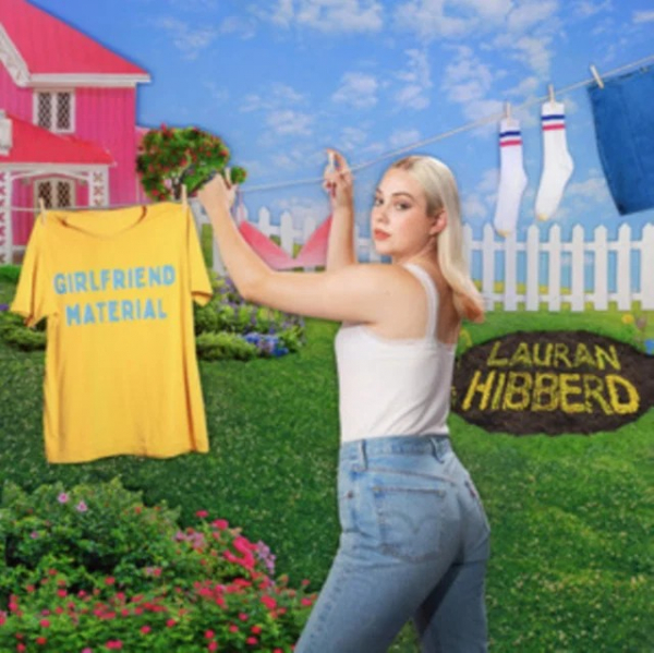 Lauran Hibberd - Girlfriend Material in der Gruppe -Start Uni Campaign bei Bengans Skivbutik AB (5695598)