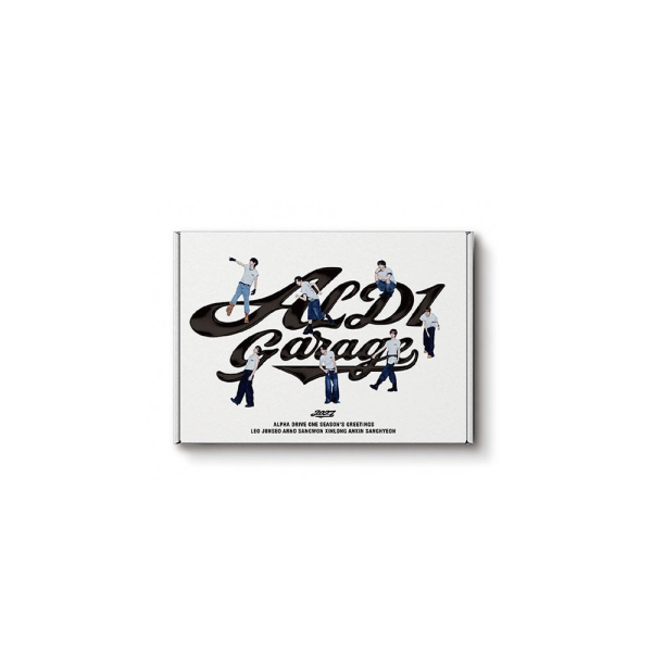 Alpha Drive One - 2027 Seasons Greeting (Ald1 Garage) (Desk Ver.) in der Gruppe K-POP / Meistvorbestellt bei Bengans Skivbutik AB (5697821)