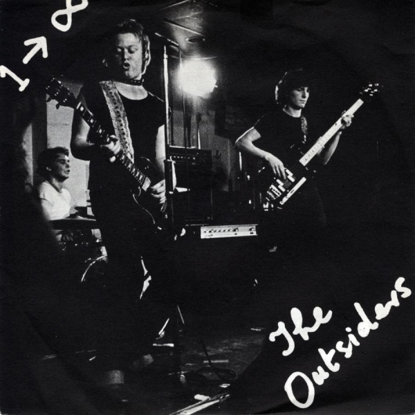 Outsiders - Close Up in der Gruppe CD / Bestseller bei Bengans Skivbutik AB (682479)