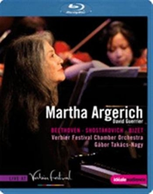 Martha Argerich - Martha Argerich At The Verbier in der Gruppe Musik-DVD & Bluray bei Bengans Skivbutik AB (740493)