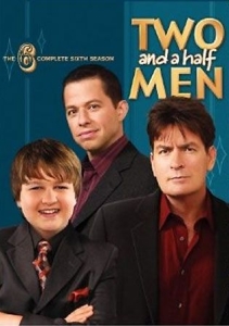 Two and a Half Men - Säsong 6 in der Gruppe Film DVD bei Bengans Skivbutik AB (806973)