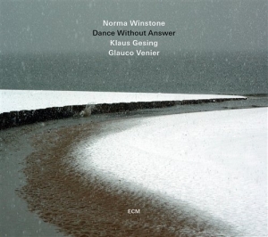 Norma Winstone/Glauco Venier/Klaus - Dance Without Answer in der Gruppe CD bei Bengans Skivbutik AB (920367)