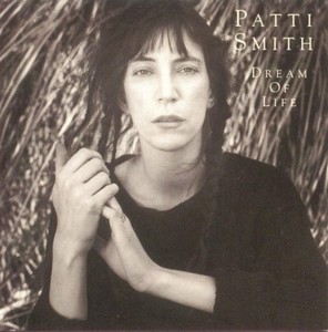 Smith Patti - Dream Of Life