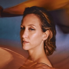 Few Bits - Brick Houses