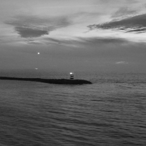 Dakota Suite/Vampillia - Sea Is Never Full